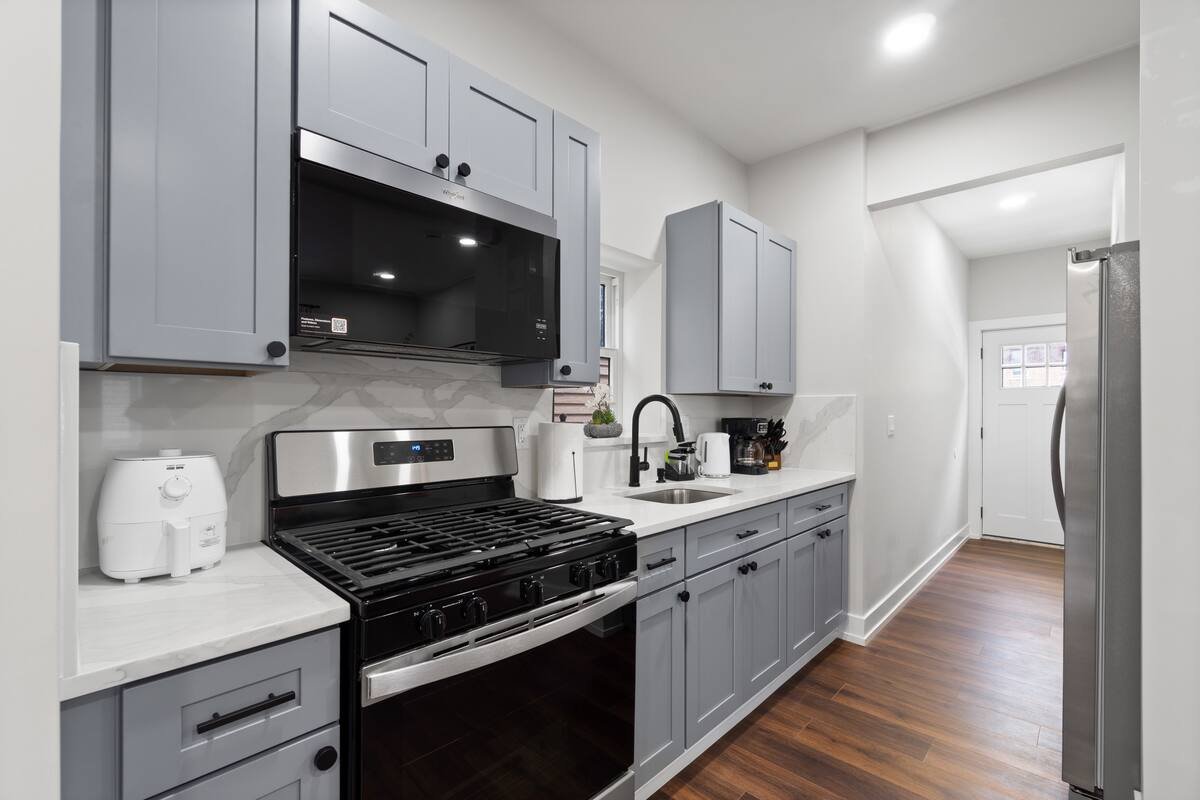 ae1a8672-c8b8-45bf-8ac2-911492b4bb4d