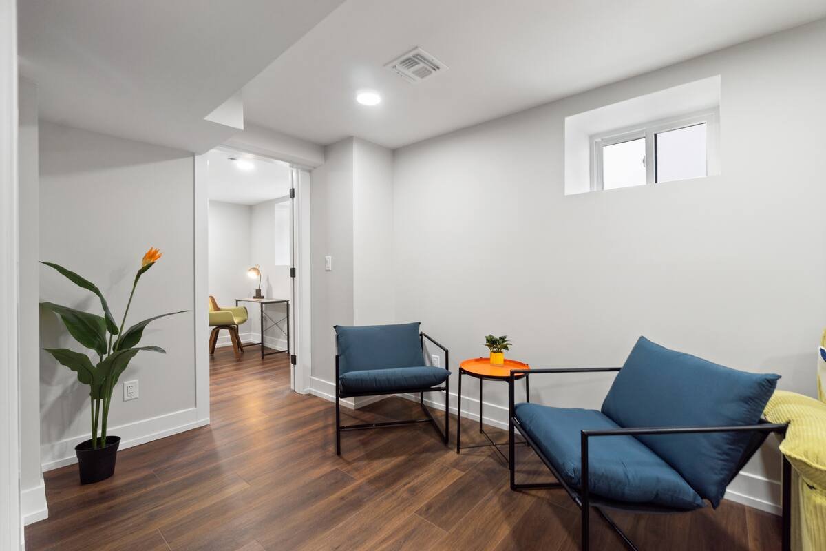 e9bb37e6-1bc7-4eec-bdff-7d64c35ee8d3